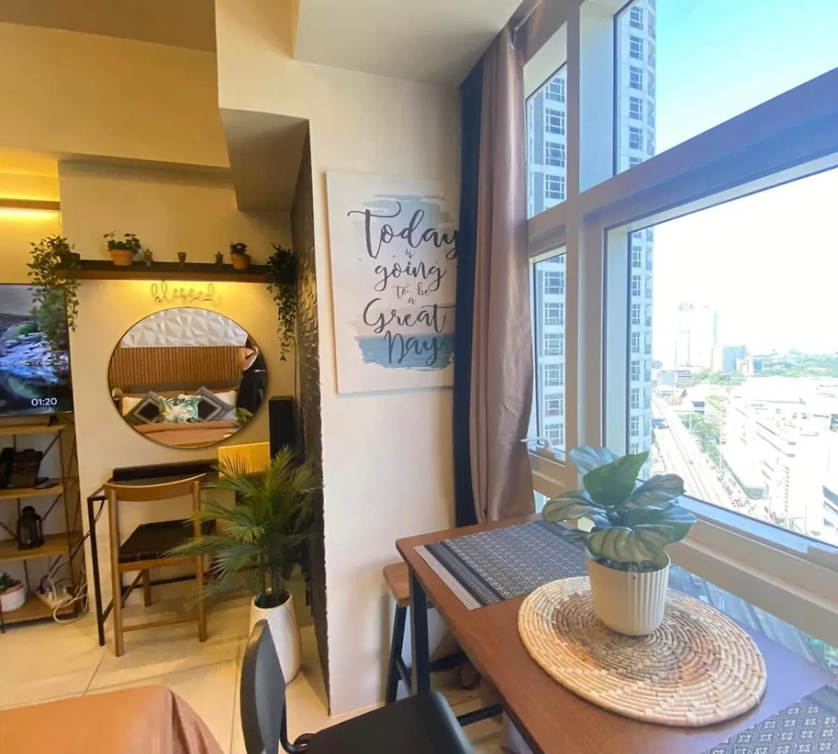 Twin Oaks Near Mrt Shaw, Megamall, Shangri-La Plaza マニラ市